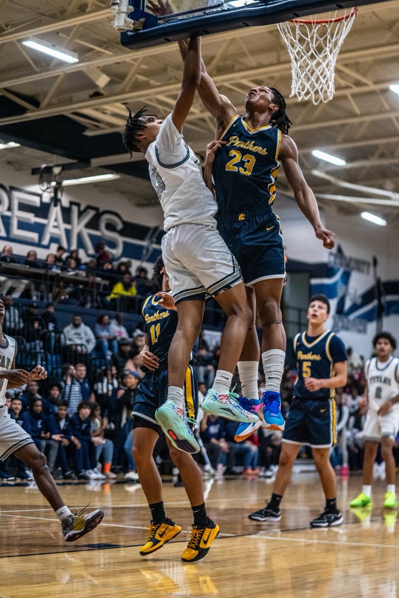 Toledo Whitmer Basketball tweet media