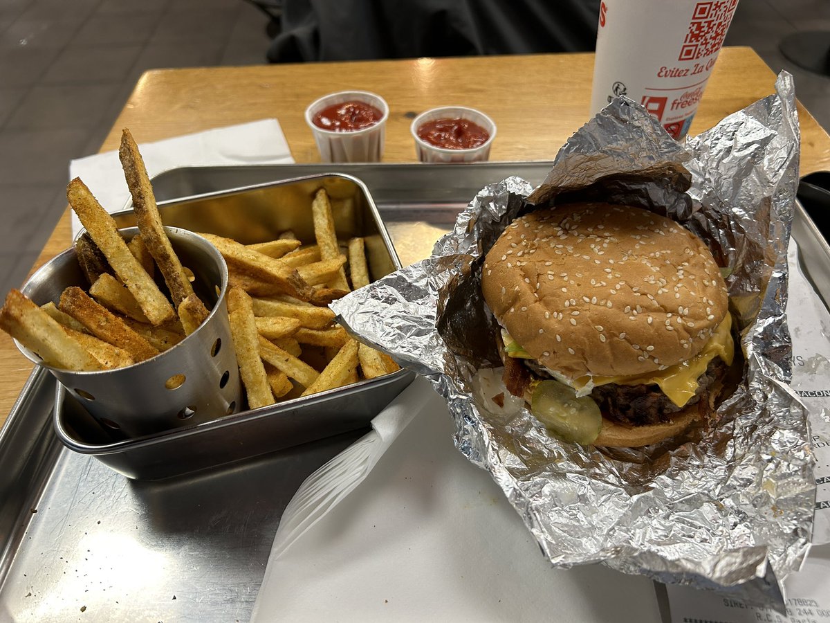 Andrew Houck tweet media