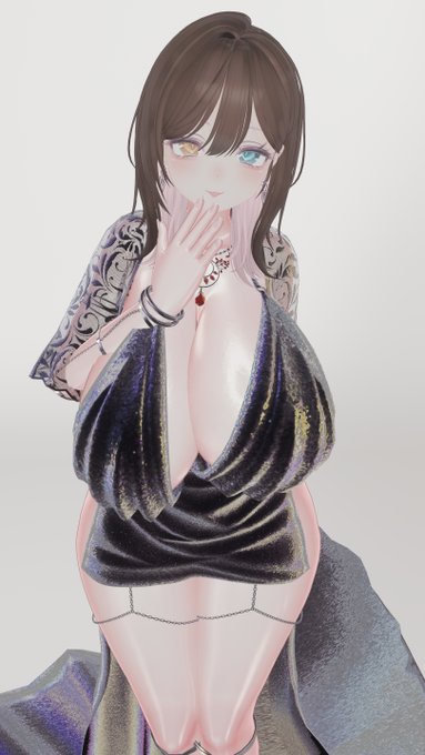 このポーズすると手がおっぱいにぶつかる 