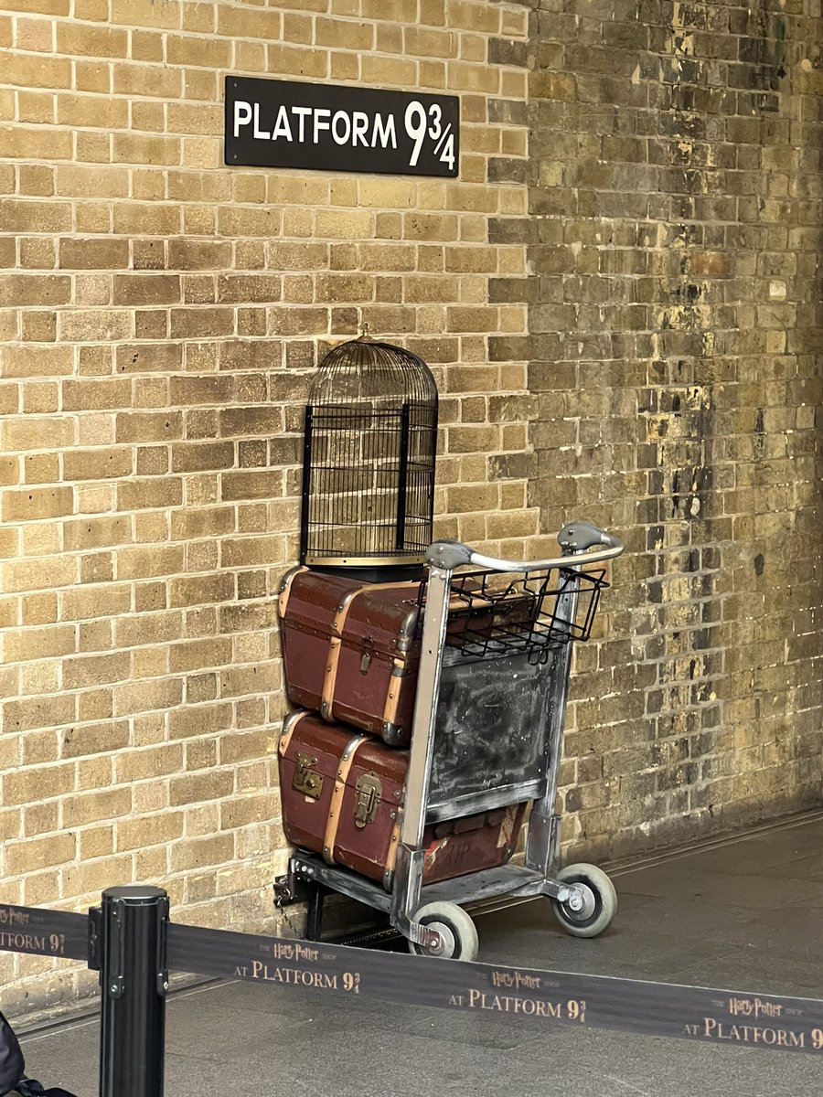 Paul Watts tweet media