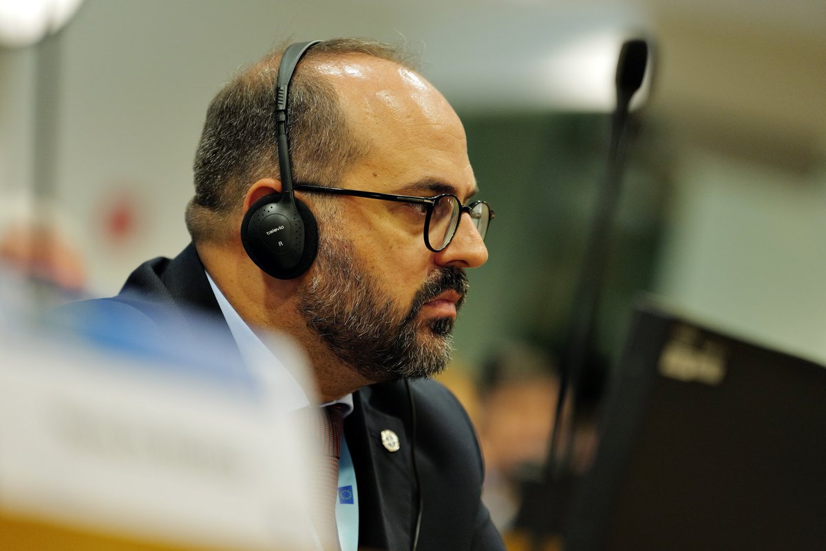 Islands Commission (@cpmr_islands) on Twitter photo Islands voices at the #EURegionsWeek 📣🏝️High-level representatives from EU Islands, <a href="/EU_EESC/">European Economic and Social Committee</a> and <a href="/Europarl_EN/">European Parliament</a> renewed their call for an #EUIslandsPact, an island-proofing of all EU policies & the key importance of Cohesion Policy. The new 🇪🇺 mandate is the time for islands! Islands voices at the #EURegionsWeek 📣🏝️High-level representatives from EU Islands, <a href="/EU_EESC/">European Economic and Social Committee</a> and <a href="/Europarl_EN/">European Parliament</a> renewed their call for an #EUIslandsPact, an island-proofing of all EU policies & the key importance of Cohesion Policy. The new 🇪🇺 mandate is the time for islands!