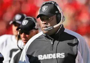 dinardodp's tweet image. On this date, Oct 9th in 1989-

First NFL game coached by an African American, Art Shell. 

His LA Raiders beat NY Jets 14-7 on Monday Night Football.

#ArtShell #NFL