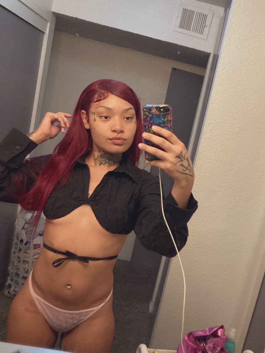 YellaWet's tweet photo. need my pussy ate off the bone 😫😫 join my onlyfans to watch me get pleased 🥰🥰🥰🥰  LINK IN BIO
#red #thick #subscribe #sexy #onlyfans
#girlongirl https://t.co/OS32ef1IJw