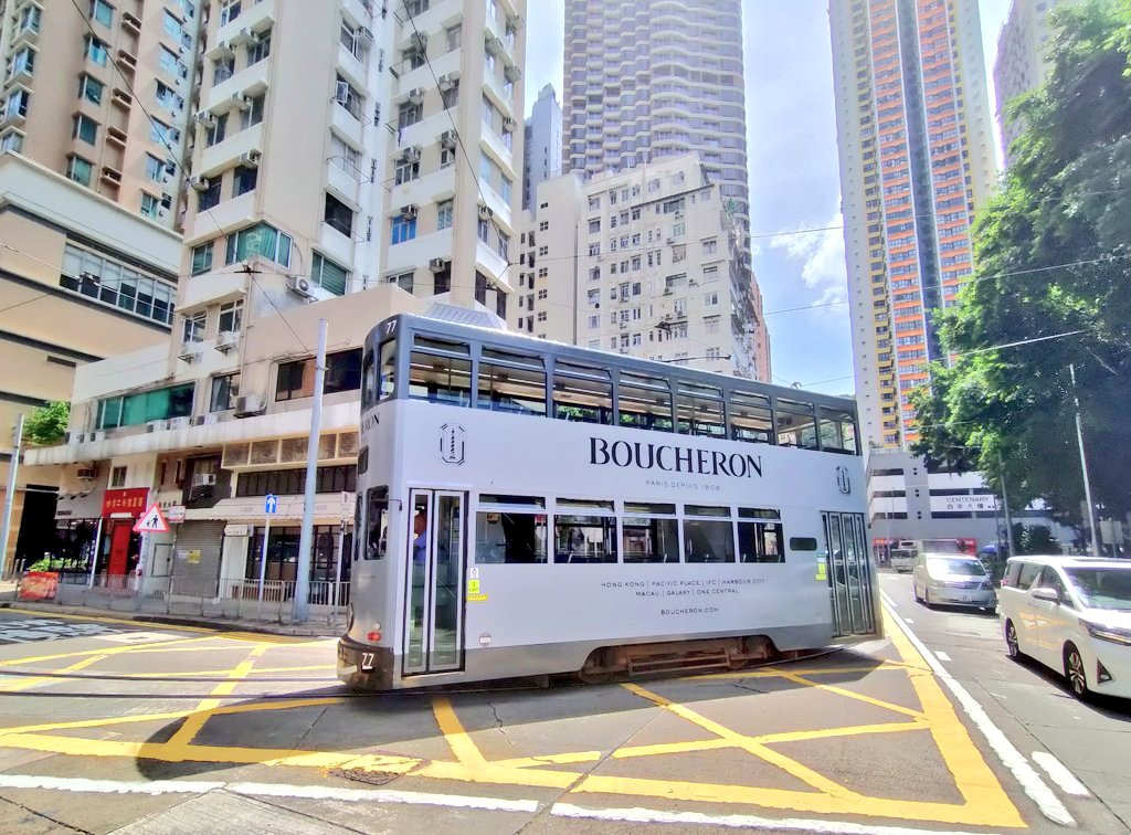 NonstopEurotrip.com 🇺🇦 tweet media