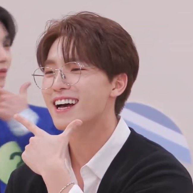 >< #디노