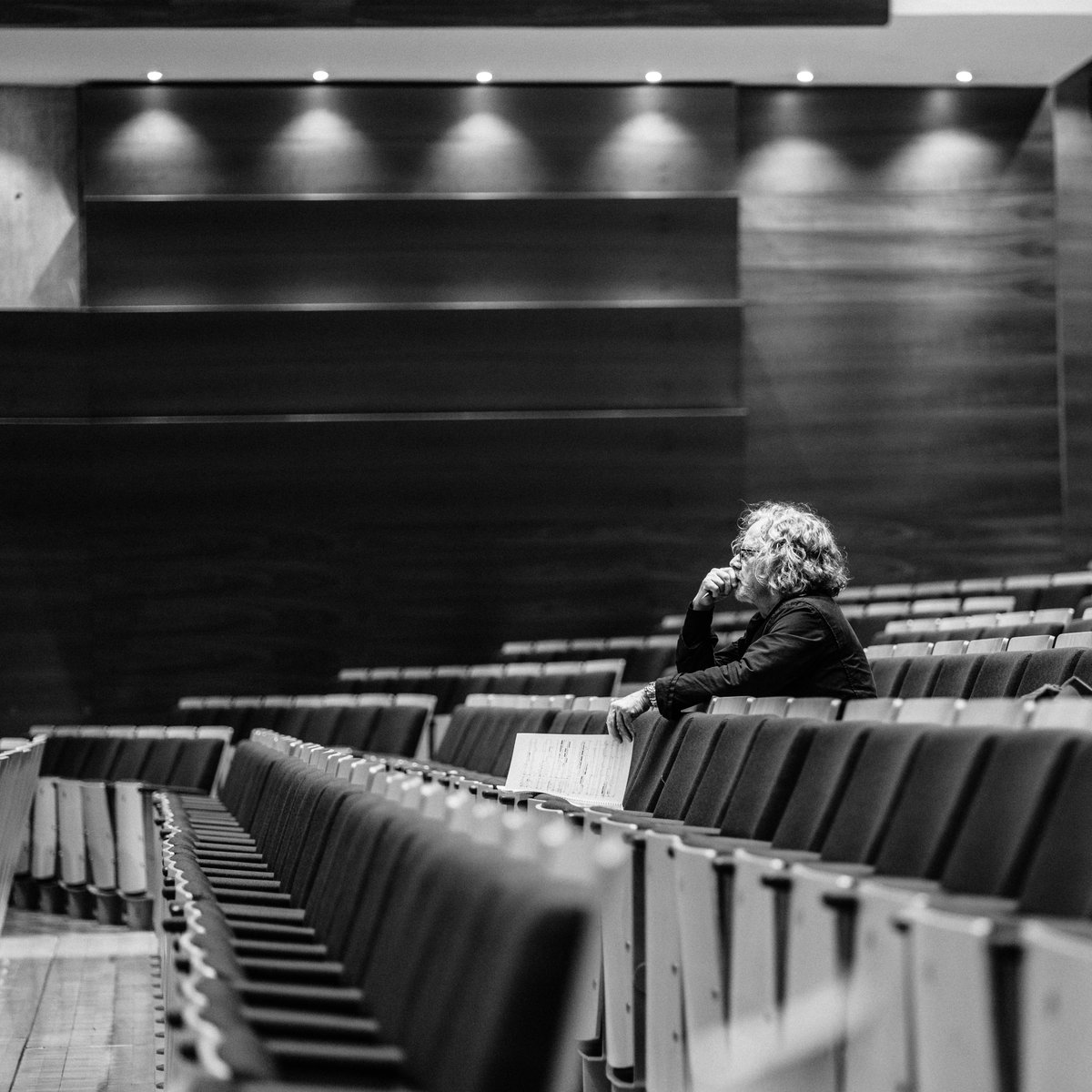 rednoteensemble's tweet image. We're beyond thrilled to be performing James Dillon's award-winning "Tanz/haus" at @CCA_Glasgow next month as part of @NordicMusicDays 2024! ✨
Join us on Saturday 2 November to hear this incredible work - more info on our website. rednoteensemble.com/event/nordic-m…
📸 1: @foxbrushfilms