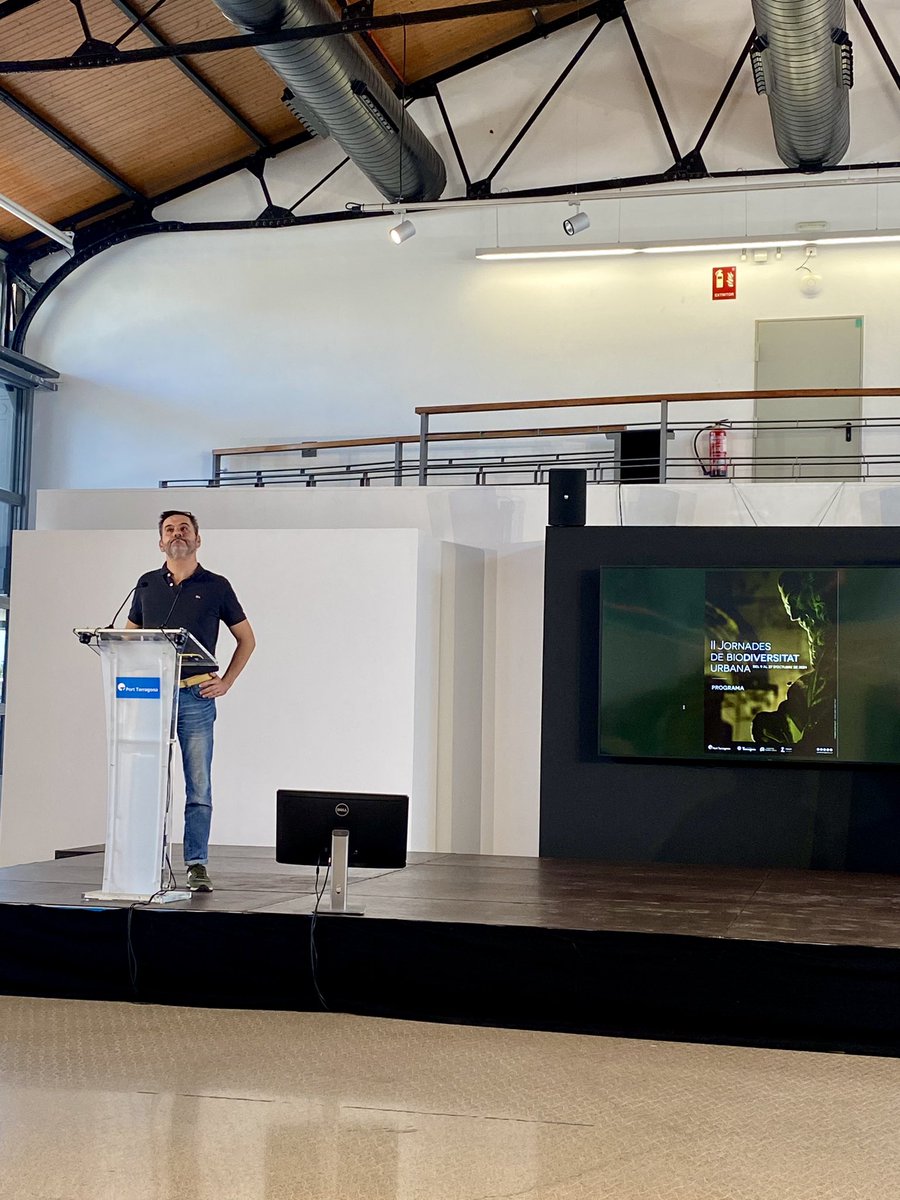 II Jornades de biodiversitat urbana. Molt necessària i interessant cada xerrada. I encara en queden 4😊. Gràcies a @LIMONIUMSL <a href="/mediambientURV/">mediambientURV</a> <a href="/PortTarragona/">Port Tarragona</a> <a href="/TGNAjuntament/">Ajuntament de Tarragona</a> <a href="/TGNAjuntament/">Ajuntament de Tarragona</a>