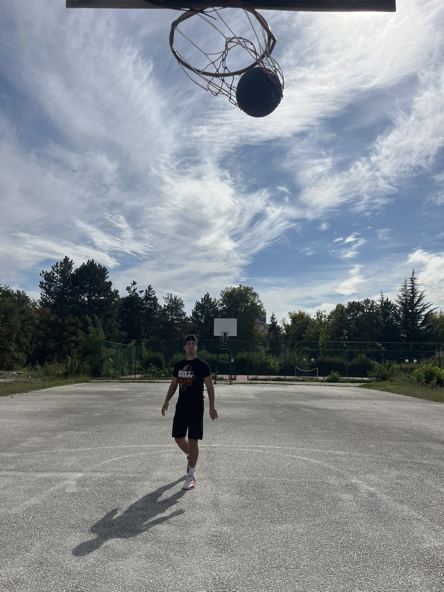 petkov_steven's tweet photo. Athlete. 
#athlete #basketball https://t.co/QC5KMzrmnt