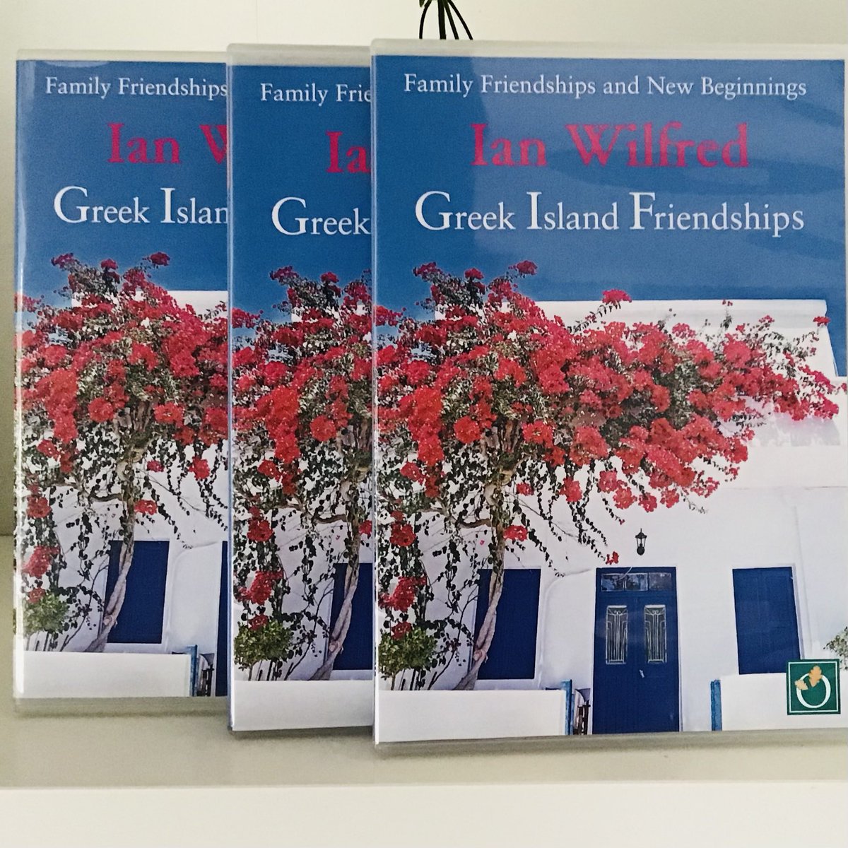 Very exciting post today the lovely team at <a href="/UlverscroftLtd/">Ulverscroft Ltd</a> <a href="/Isisaudio/">Isis Audio</a> have sent me the audiobook of GREEK ISLAND FRIENDSHIPS and I was so lucky to have the fabulous actress Mira Dovreni narrate it for me

UK Amazon.co.uk/dp/B0CW1MQZXG
US Amazon.com/dp/B0CW1MQZXG