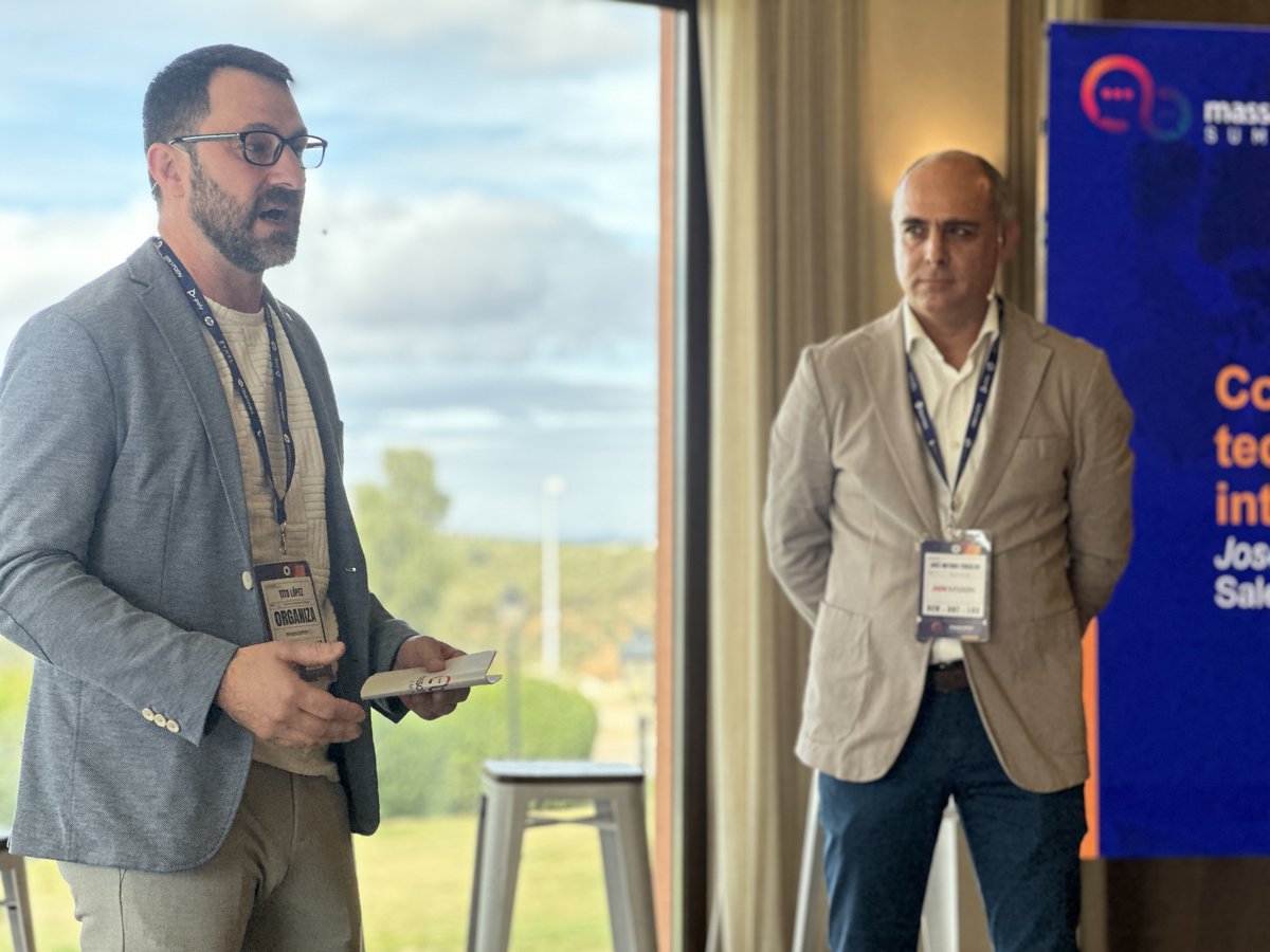 ¡Última entrevista en #masscommsummit24! Tito López (<a href="/masscommInnova/">Masscomm</a> ) charla con <a href="/jatorralba1/">José Antonio Torralba</a> (<a href="/HikvisionIberia/">Hikvision Iberia</a>) sobre soluciones de seguridad innovadoras. No te pierdas esta oportunidad para conocer las últimas novedades en seguridad tecnológica.

#Innovación #Seguridad