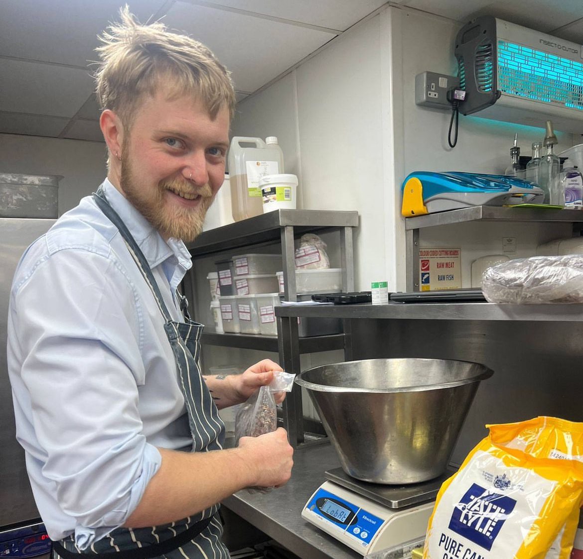 We're all about training and development at The Onslow, and sometimes you'll catch our supervisor Alex in the kitchen baking one of our sweet-treat, homemade desserts 🍰

Other times, you'll find him behind the bar pulling a perfect pint 🍻

<a href="/youngspubs/">Young's Pubs</a> @youngspubspeople