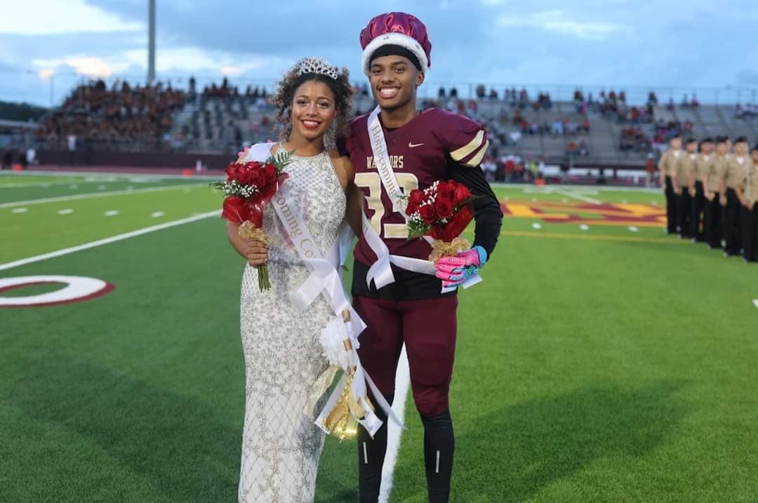 CONGRATULATIONS to our very own UTSA Commit, DEMIREE STAFFORD, on being named HOMECOMING QUEEN!!! 👑💖

Jayden McCoy was named HOMECOMING KING!!! 👑 He is the cousin of our Softball Alumni, Rayven Ramos!

Demiree and Jayden are not just GREAT athletes but Beautiful people inside