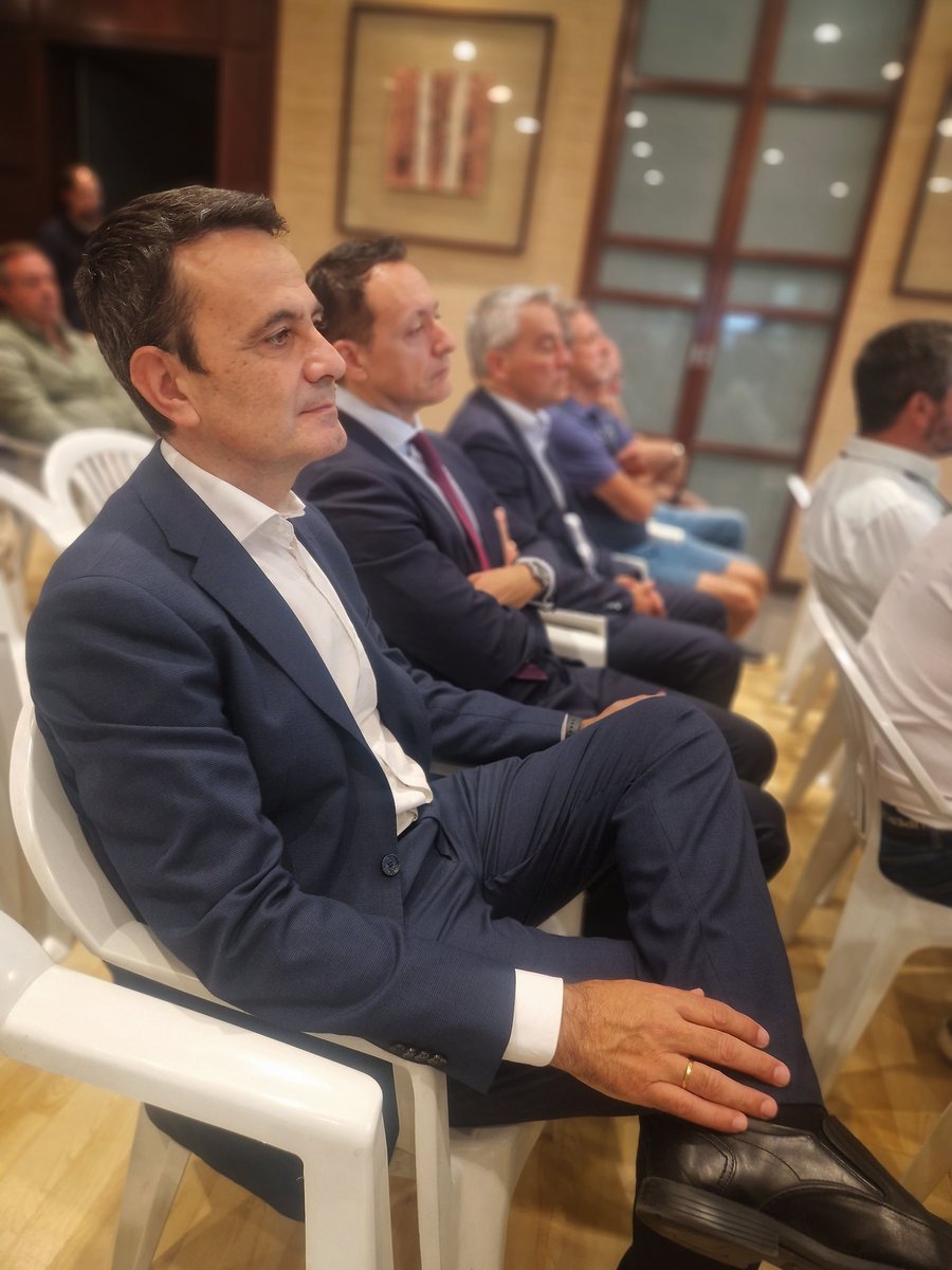 pepe_meseguer's tweet image. 📢 Un año más, llega la carrera solidaria 10K Puerto de Cartagena. 

Desde CaixaBank patrocinamos este evento deportivo en beneficio de la Asociación del Cáncer de Cartagena. Una iniciativa que promueve grandes valores para la sociedad, como son el compromiso social y la salud.💙