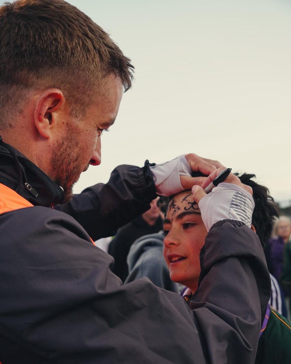 CoachDohnt's tweet photo. Crazy couple of weeks!!
5 out of 7 teams into finals 
Leading the victory songs 4 out of the 5
Week away coaching with Perth Glory preseason!

Looking forward to more good times. https://t.co/5qDtX6dW8y
