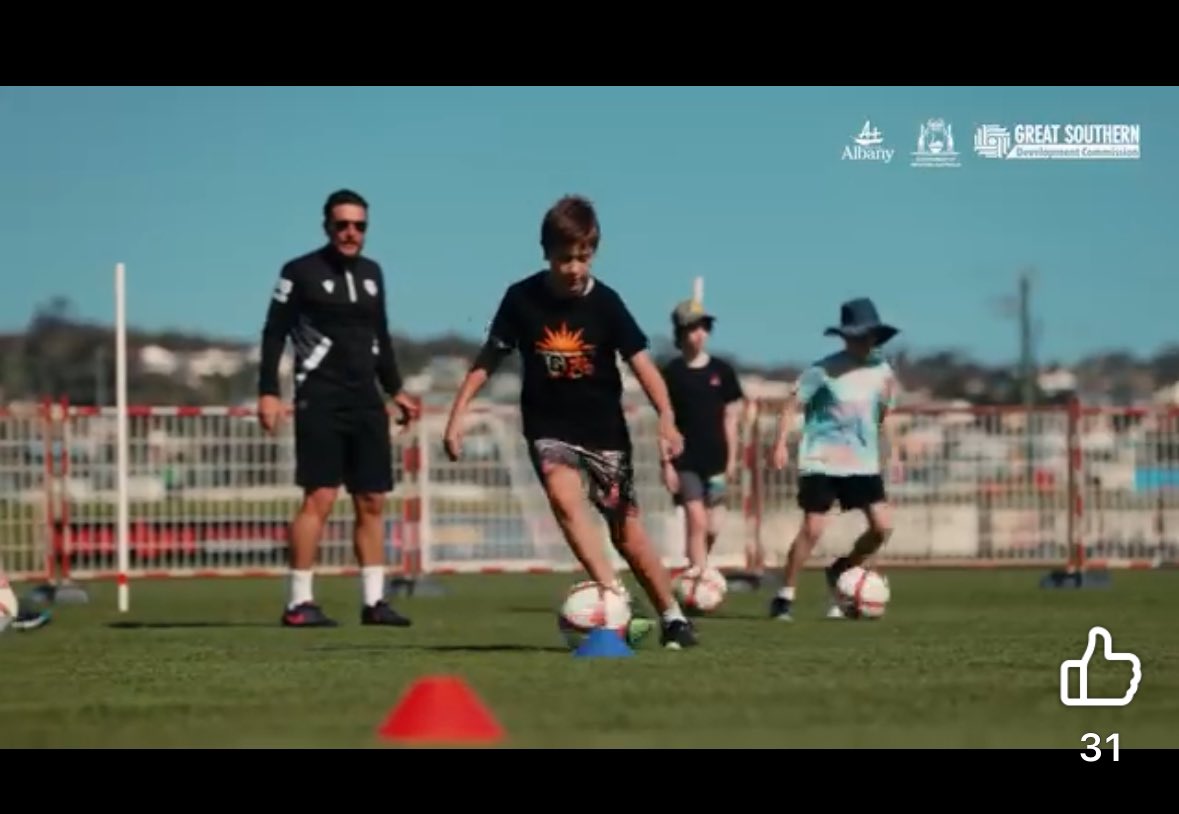 CoachDohnt's tweet photo. Crazy couple of weeks!!
5 out of 7 teams into finals 
Leading the victory songs 4 out of the 5
Week away coaching with Perth Glory preseason!

Looking forward to more good times. https://t.co/5qDtX6dW8y