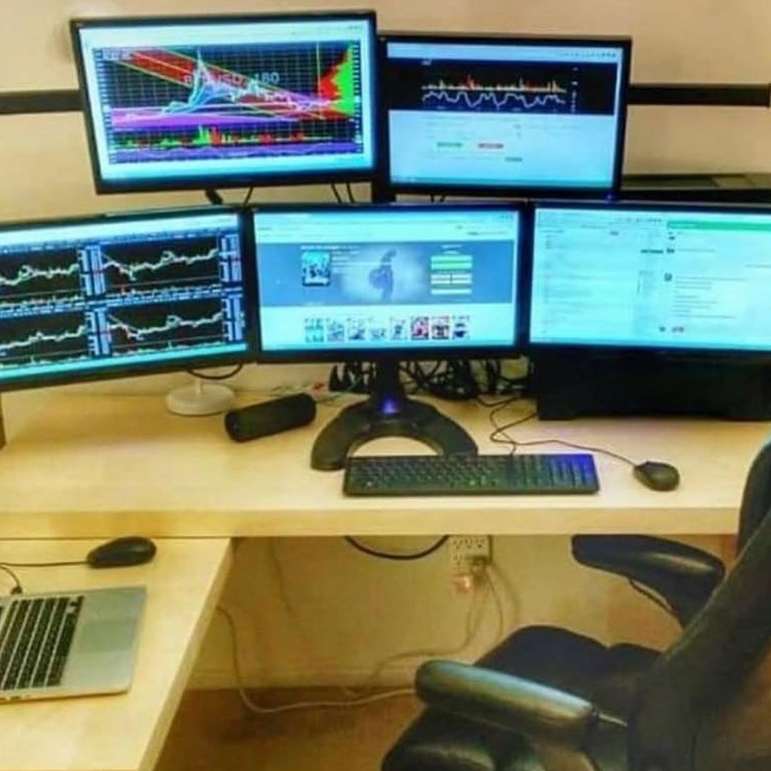 binary__trade_3's tweet image. DM me now and start making money online, #bitcoins #bitcoinprice #trading #forex #bitcoinbillionaire