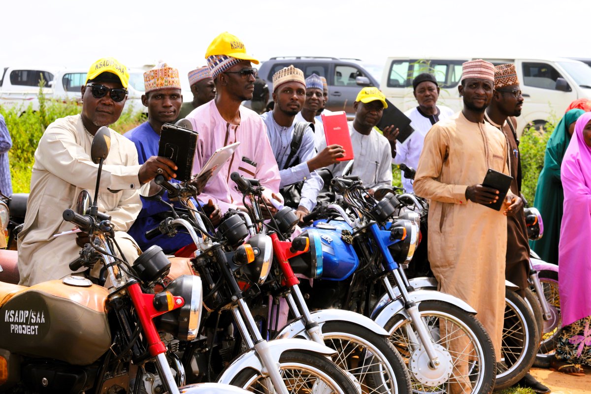 Sasakawa Nigeria (@nigeriasasakawa) on Twitter photo In Kano state, we are committed to fortifying the public agricultural extension system. We have trained 854 frontline extension agents in various aspects of the Value Chain & provided a fleet of 220 motorcycles & 380 tablets for efficient data collection. Funded by <a href="/isdb_group/">IsDB Group</a> In Kano state, we are committed to fortifying the public agricultural extension system. We have trained 854 frontline extension agents in various aspects of the Value Chain & provided a fleet of 220 motorcycles & 380 tablets for efficient data collection. Funded by <a href="/isdb_group/">IsDB Group</a>
