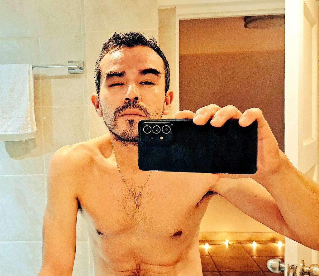 vik_daniel's tweet image. 