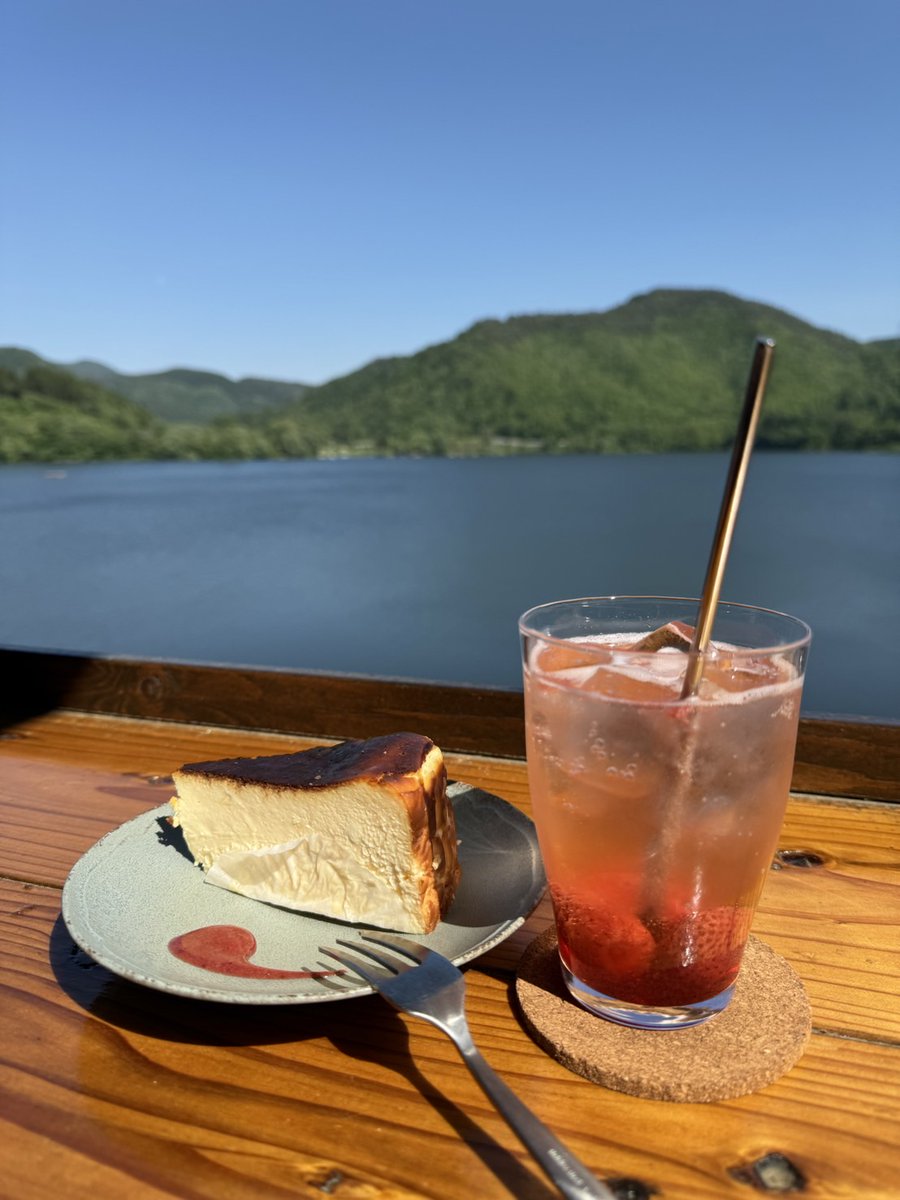 #北上線スタフォト
 #ネビラキカフェ
 #錦秋湖