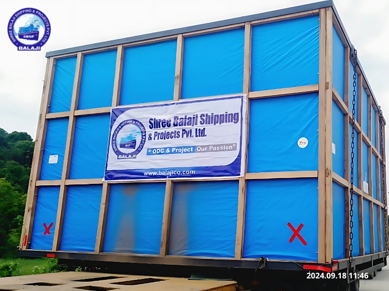 BalajiShipping's tweet photo. 🚛 Seamless Turbine Transport Amidst Rough Weather Conditions: 54 Tons from Bangalore to Mombasa 

📧 Contact us at info@balajico.com for your heavy-lift and special cargo needs.

#Logistics #TurbineTransport #HeavyLift #ProjectCargo #SpecialCargo #SBSP #FreightForwarding https://t.co/uXXGoKdPCG