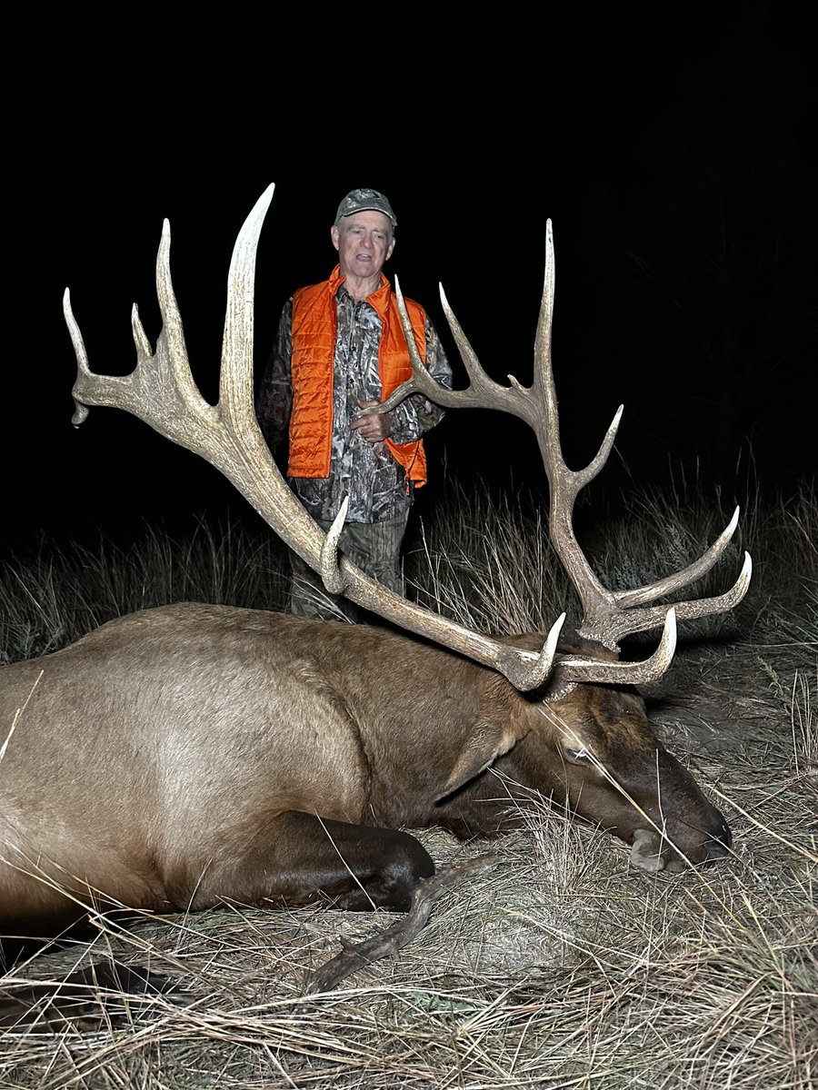 Mr. Johnson with an amazing Nebraska bull. Looking forward to telling this story on the upcoming season of Beyond The Hunt! 
#elk #elkhunting #wapiti #family #storytellers #beyondthehunt