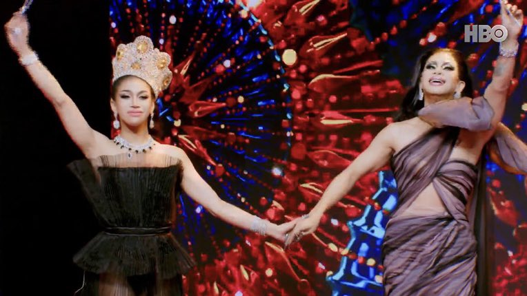jasmusings's tweet photo. THIS IS A WIN FOR ME! 😭👑💗 #DragRacePH #DragRacePHFinale https://t.co/0VDWFzqgsz
