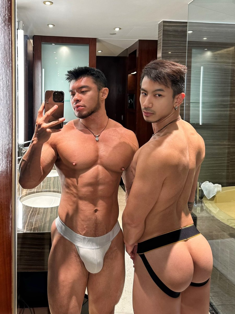 🍑 I had a really good peach harvest this month!
逼迫男友下海拍騷照
下一步就是要逼他拍OF 😈 

OnlyFans: onlyfans.com/uniquebrad 
Fansone: fansone.co/uniquebrad