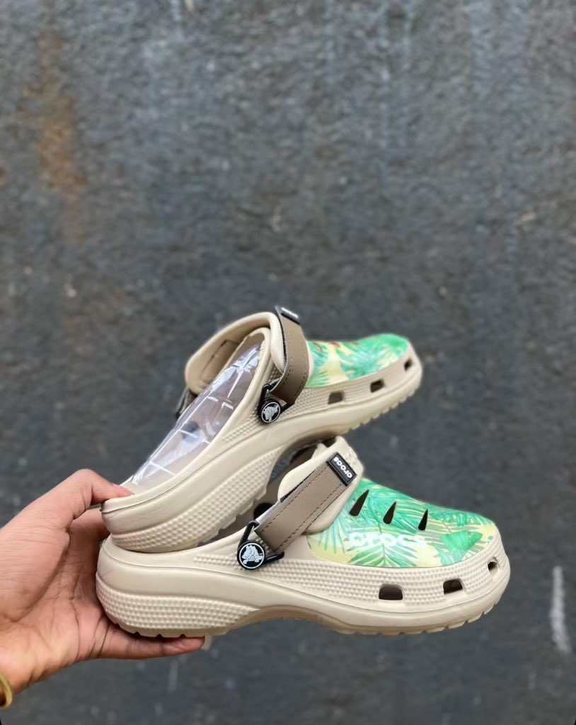 AY_K3nnedy's tweet image. Comfort meets style in every step! 🐊✨ #CrocsLife

• Call/Text: +250787411331
        Dm Us For Business…

#OnlyKicks 🥶🔥