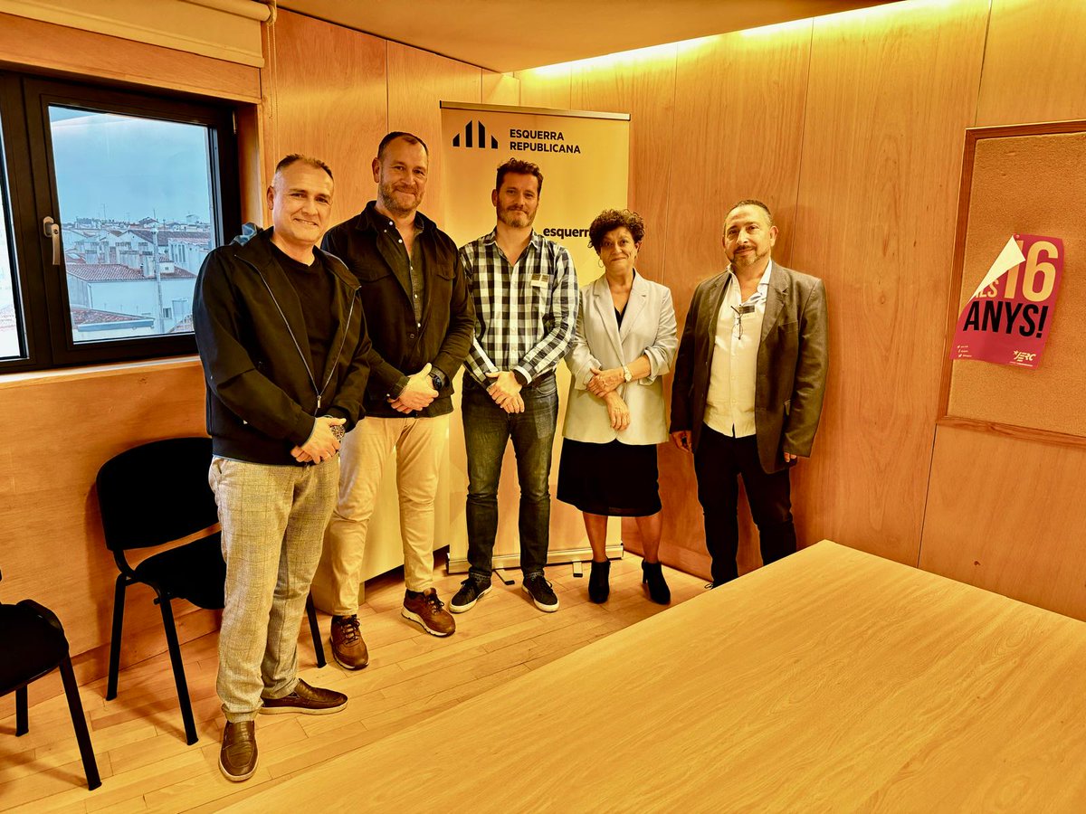 Intersindical Valenciana, al costat d'altres representants de la plataforma 36.3 EBEP, ha mantingut reunions en el Congrés dels Diputats amb Josep Pagès i Miriam Nogueras del grup parlamentari JxCat, i amb Pilar Valluguera d'ERC.