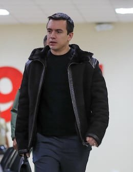 galosanchez20's tweet photo. Estos son los verdaderos "gordo lucho' y "palanqueta" que están asaltando, robando y destruyendo todo el país. https://t.co/BVcJMfaFqE
