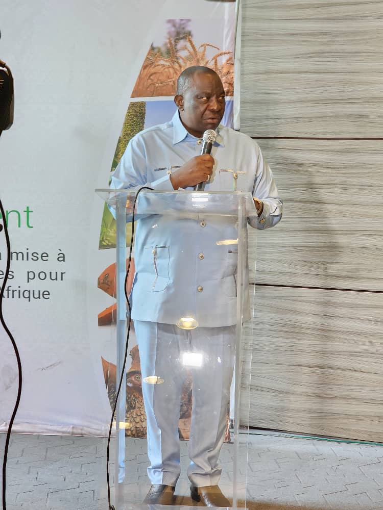 Taat_Africa's tweet photo. ✨The Minister of Agriculture and Rural Development of #CôteDIvoire has officially opened the #SeedSummit! This is a major step toward enhancing collaboration and innovation in the seed sector.
🎥 Watch the video recording of his speech below! Let’s work together for a sustainable agricultural future! 🌱🌾
#SeedSystems #AgricultureTransformation #Partnerships #EngageTAAT #FeedAfrica