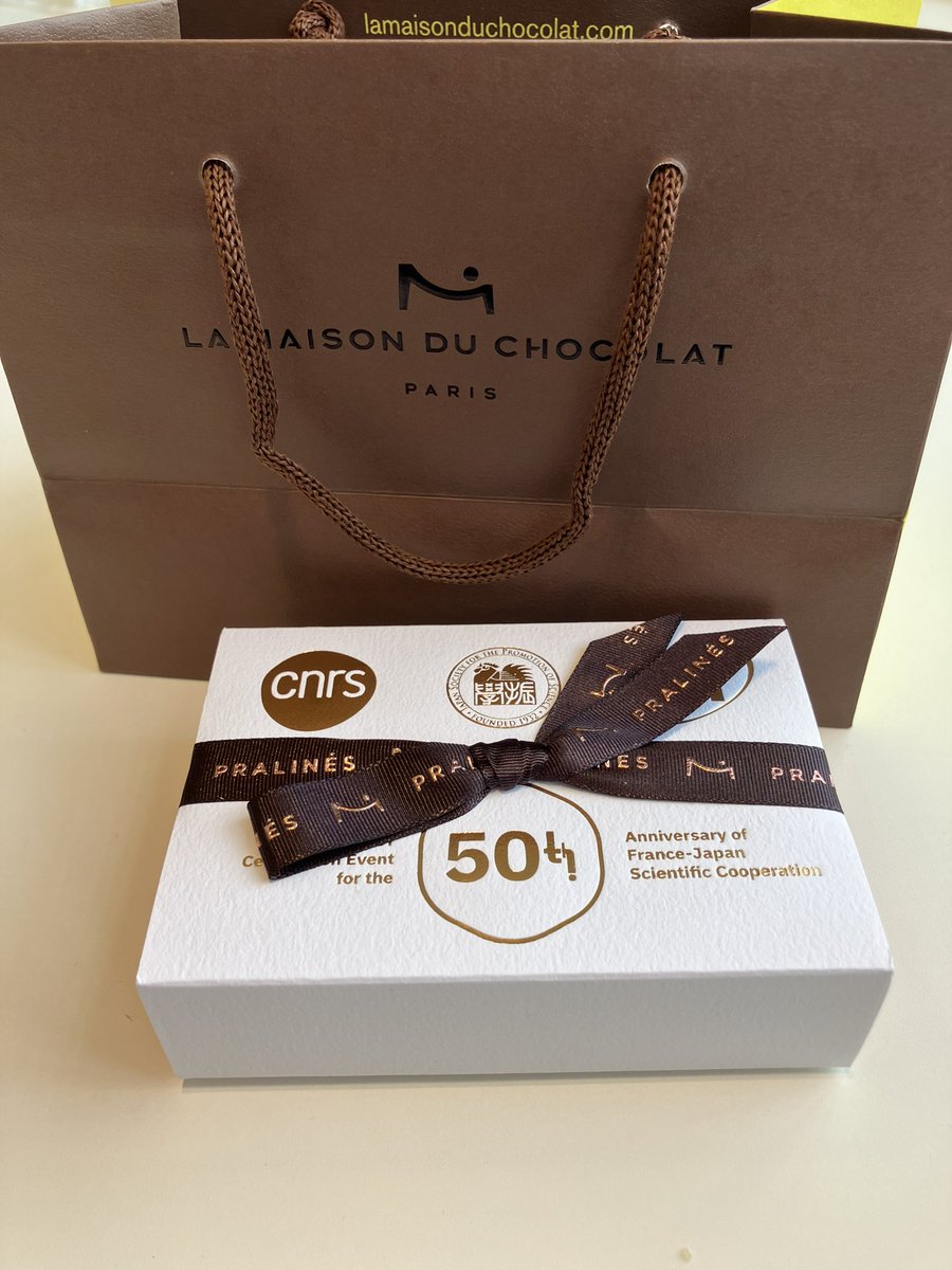 Celebration for 50th anniversary for France-Jpn Sci. Cooperation!  日仏学術交流50周年記念シンポに参加しました。