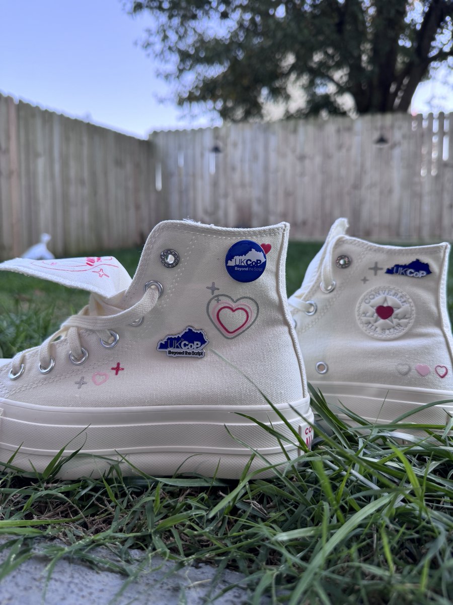 UK_COP's tweet photo. Stiletto. Pumps. In. The TODD. Yeah.

(jk we're more of a sneaker fam)

Kicking it up a notch this #NationalSneakerDay with our UK-obsessed students and employees! 👟💙 

#Sneakersday2024 #BeyondTheScript https://t.co/msixMRUbZt