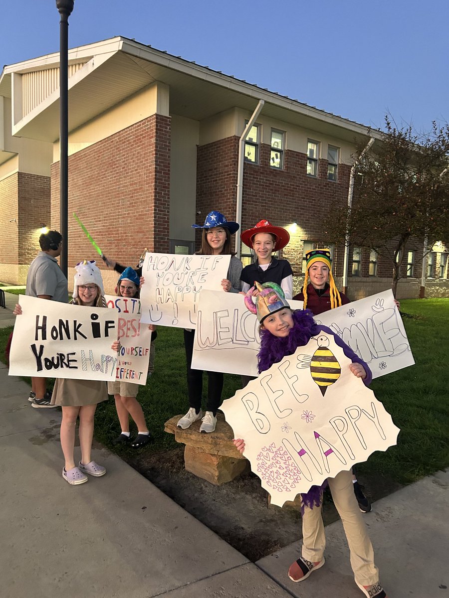 Liberty Middle (@libertyjaguars) on Twitter photo Kindness crew was amazing this morning! Their positive energy and enthusiasm is a great way to start the day! <a href="/Newark_Schools/">Newark City Schools</a> Kindness crew was amazing this morning! Their positive energy and enthusiasm is a great way to start the day! <a href="/Newark_Schools/">Newark City Schools</a>
