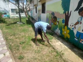 pencumndakaru's tweet photo. les jeunes de l'association 1347 de Ouakam, membre de Pencum Ndakaru, s'engagent dans des activités civiques et citoyennes en lien aux thémes sur les changements climatiques et la protection des enfants en ligne.

Oumar Mbengue Vice-président du Club Jeune 1347 de Ouakam https://t.co/FPQfUMTrhl