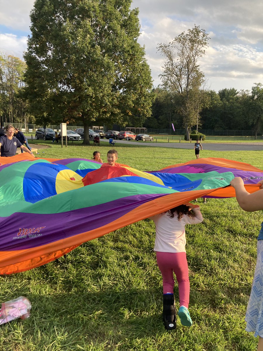 Lisa Knick tweet media