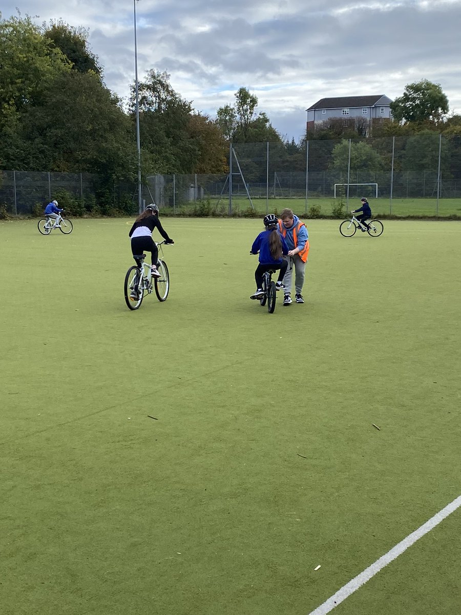 Great to have our cycling back <a href="/HaghillTeam/">Haghill Park Primary</a> It’s P7s up first with a 5 week block. Thanks to Jack 🙌🏻<a href="/BluevaleCC/">Bluevale Community Club</a> <a href="/PEPASSGlasgow/">PEPASS Glasgow</a> <a href="/sportscotland/">sportscotland</a> #learningLifeSkills