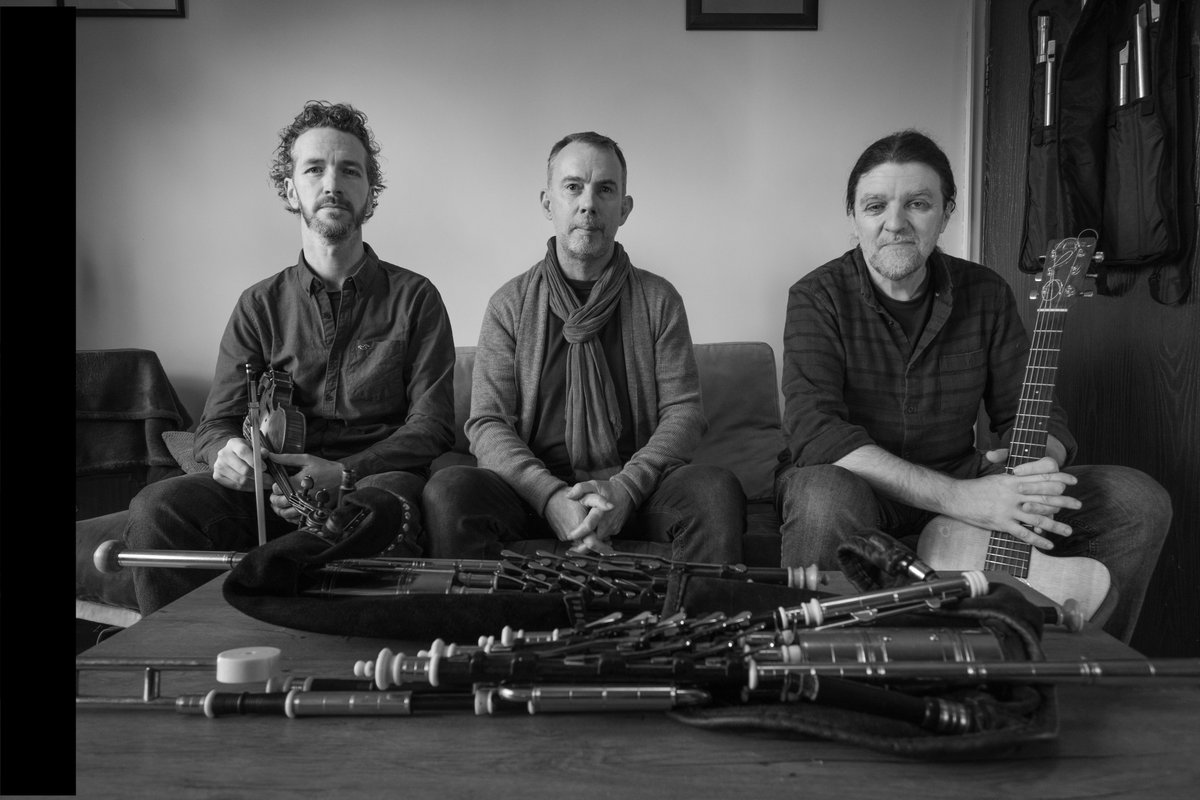Leonard Barry (@barrylen) on Twitter photo Looking forward to Leitrim and Kerry this weekend. First up on Friday and Saturday is the Glen to Glen Piping Weekend featuring <a href="/MayockEmer/">Emer Mayock</a>, Padraig McGovern, Brian McNamara and a host of others at <a href="/Glenscentre/">The Glens Arts Centre</a> Than it's onto <a href="/StJohnsTheatre/">St. John's Theatre & Arts Centre</a> Sunday <a href="/5pm/">5pm.co.uk</a> stjohnstheatre.ie Looking forward to Leitrim and Kerry this weekend. First up on Friday and Saturday is the Glen to Glen Piping Weekend featuring <a href="/MayockEmer/">Emer Mayock</a>, Padraig McGovern, Brian McNamara and a host of others at <a href="/Glenscentre/">The Glens Arts Centre</a> Than it's onto <a href="/StJohnsTheatre/">St. John's Theatre & Arts Centre</a> Sunday <a href="/5pm/">5pm.co.uk</a> stjohnstheatre.ie