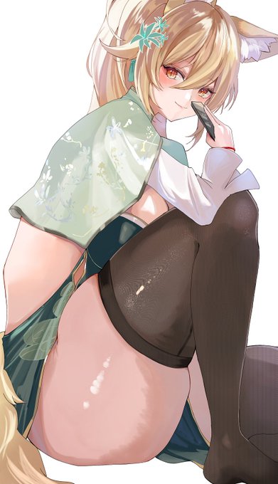 チャイナ翠燐さん🦊魅惑の太腿 