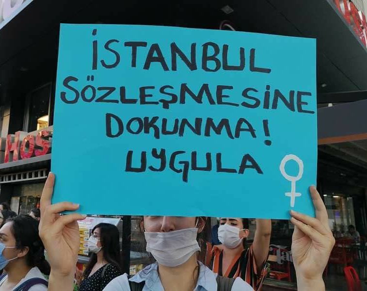 bu tag önüne düştüyse destek vermek zorundasın 
çünkü ülkemizde kadın katliamı var

#6284üuygula 
#istanbulconventionkeepsalive