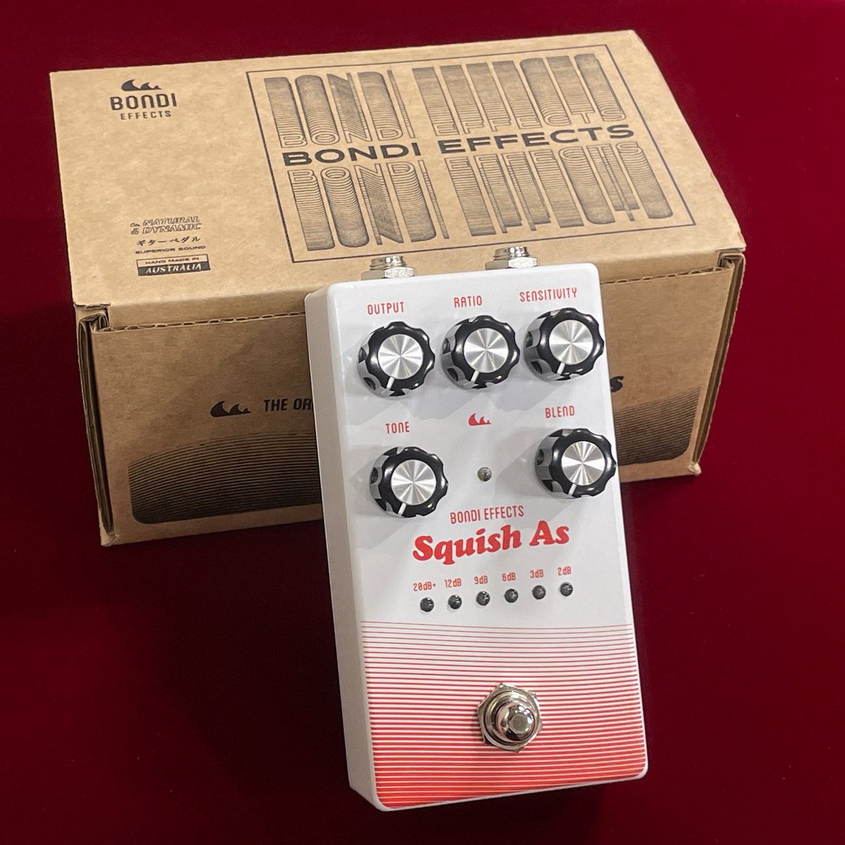 ROCKINN_namba's tweet photo. 【#ロックイン難波】人気ブランドがお求めやすくなりました！「#BondiEffects」の"Squish As Compressor"はナチュラルかつ透明度の高い忠実なサウンドの再生、トランスペアレントな特性のコンプレッサーです！この機会に高品位ペダルをぜひお試しください★→ https://t.co/VNH6eLfN8B https://t.co/QwSaWh0IUB