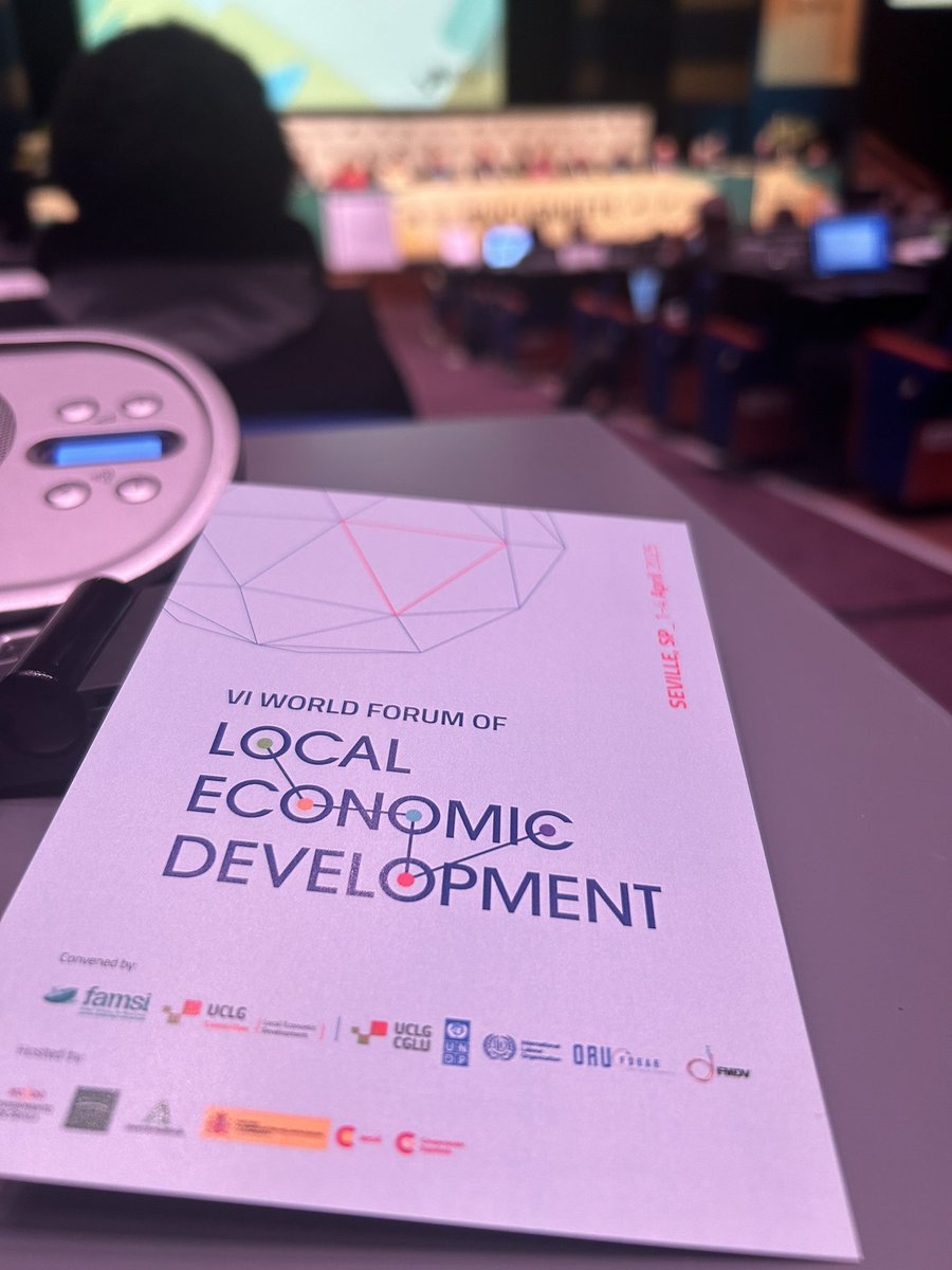 FAMSI_Solidario's tweet photo. @PacoToajas @UclgLed Vicepte @DIPUSEVI y @FAMSI_Solidario “Nunca nos han regalado nada a los gobiernos locales. Demandamos tener espacio y voz en espacios como la Conferencia de Financiación” … Y en Abril 2025 VI @WorldLEDForum #Sevilla multiactor 👉territorial #uclgmeets https://t.co/GbFjb6Yq3T