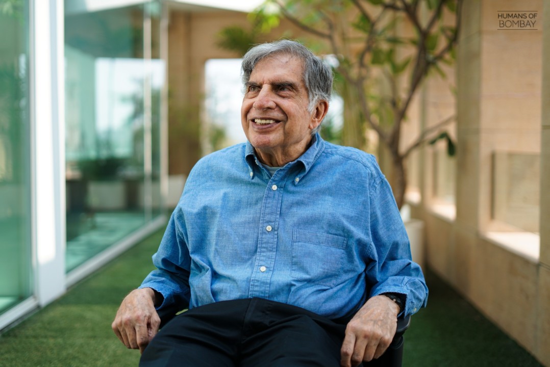 soumita3010's tweet photo. Breaking: Industrialist Ratan Tata expired.

#RatanTata #RIP #BigBreakingNews https://t.co/lwxMRsIRQn