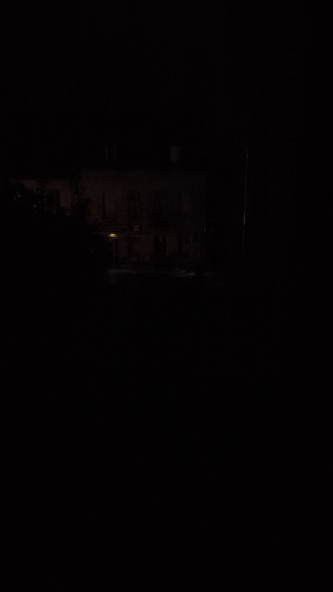 NicolasGarbarin's tweet image. Actuellement dans un film d'horreur coupure de courant merci la #tempetekirk