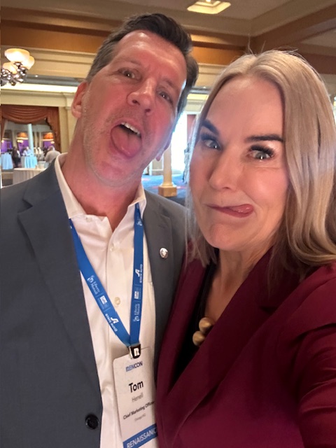 Some photos from RenCon24, Renaissance Insurance's conference in Vegas last week. Wanted to thank Tom Henell and Erika Gaffin again for putting on such a spectacular conference and bringing me in to keynote! 
#RenCon24 #RenaissanceInsurance #LasVegas