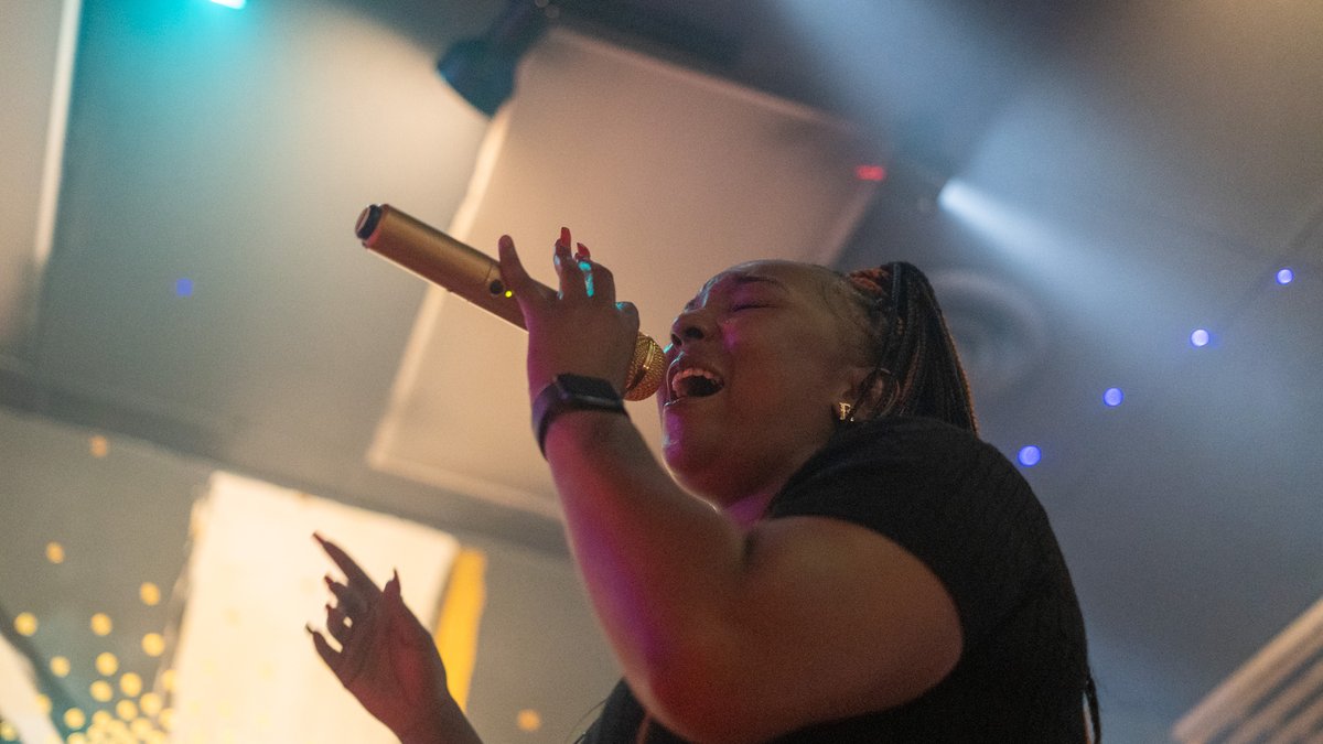 “Bloc” stands for “Being Legendary Off Creativity,” and the Artist Bloc, “where creative minds meet,” is where the artists of the Triad come together to show their skills, network and have a good time.
triad-city-beat.com/ten-years-in-t…