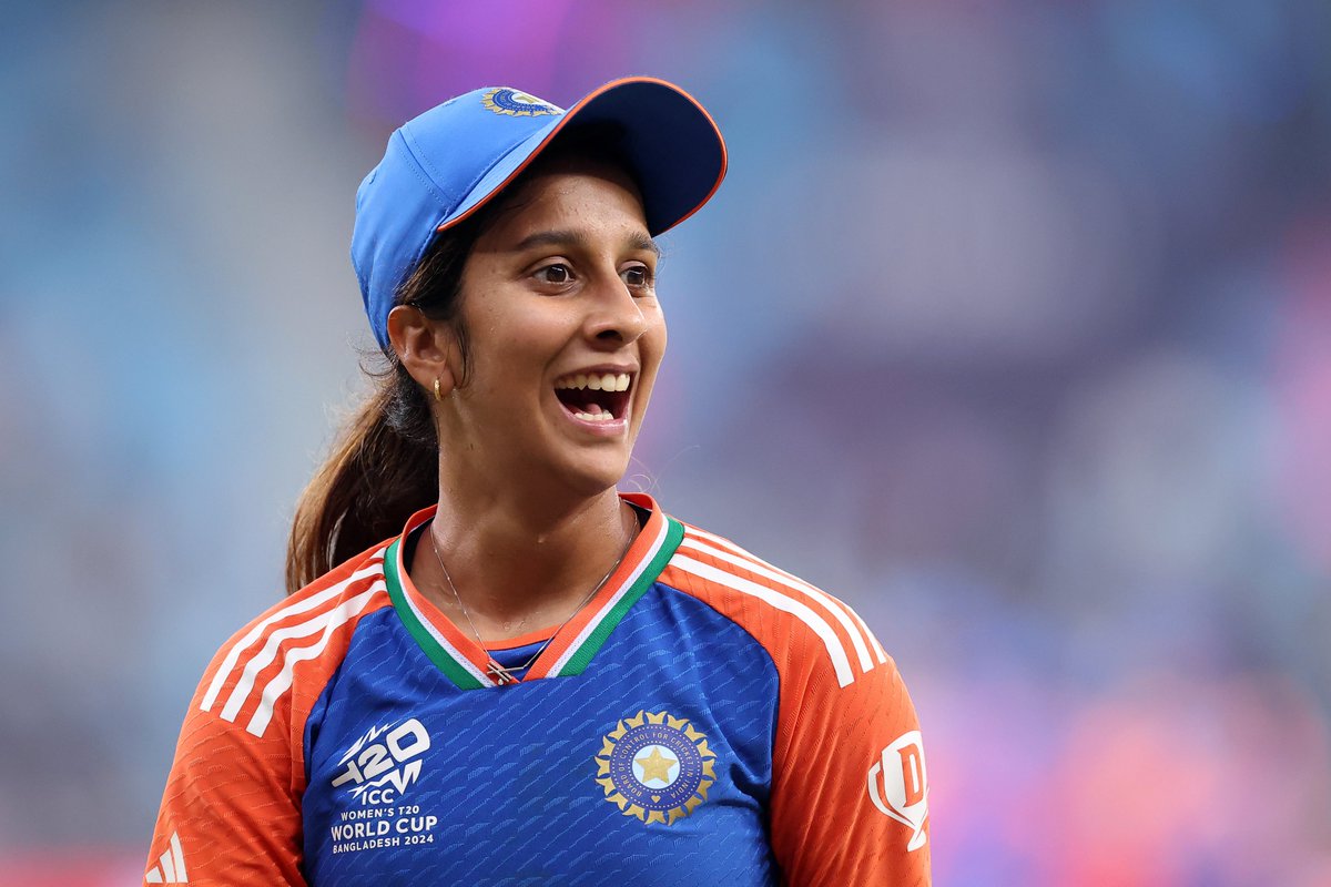 TheAcecricket's tweet photo. ๐จ INDIA REGISTER THEIR BIGGEST EVER WIN IN T20 WORLD CUP HISTORY
#IndiaCricket #Cricket #CricketTwitter #CricketNews #IndianCricket #INDWVSSLW #slwvsinw #T20Cricket #ICT #IndianCricketTeam #IndianCricketwomen #ShafaliVerma #SmritiMandhana #HarmanpreetKaur #JemimahRodrigues #RichaGhosh #DeeptiSharma #ArundhatiReddy #PoojaVastrakar #ShreyankaPatil #AshaSobhana #RenukaThakurSingh