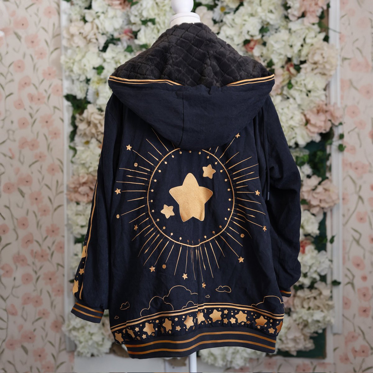 Let me tell you something
I love jackets and have collected (unintentionally) jackets my whole life. I'm a jacket person. Coats are good too

This jacket is the best jacket I have ever owned in my life.

Coming October 15th!