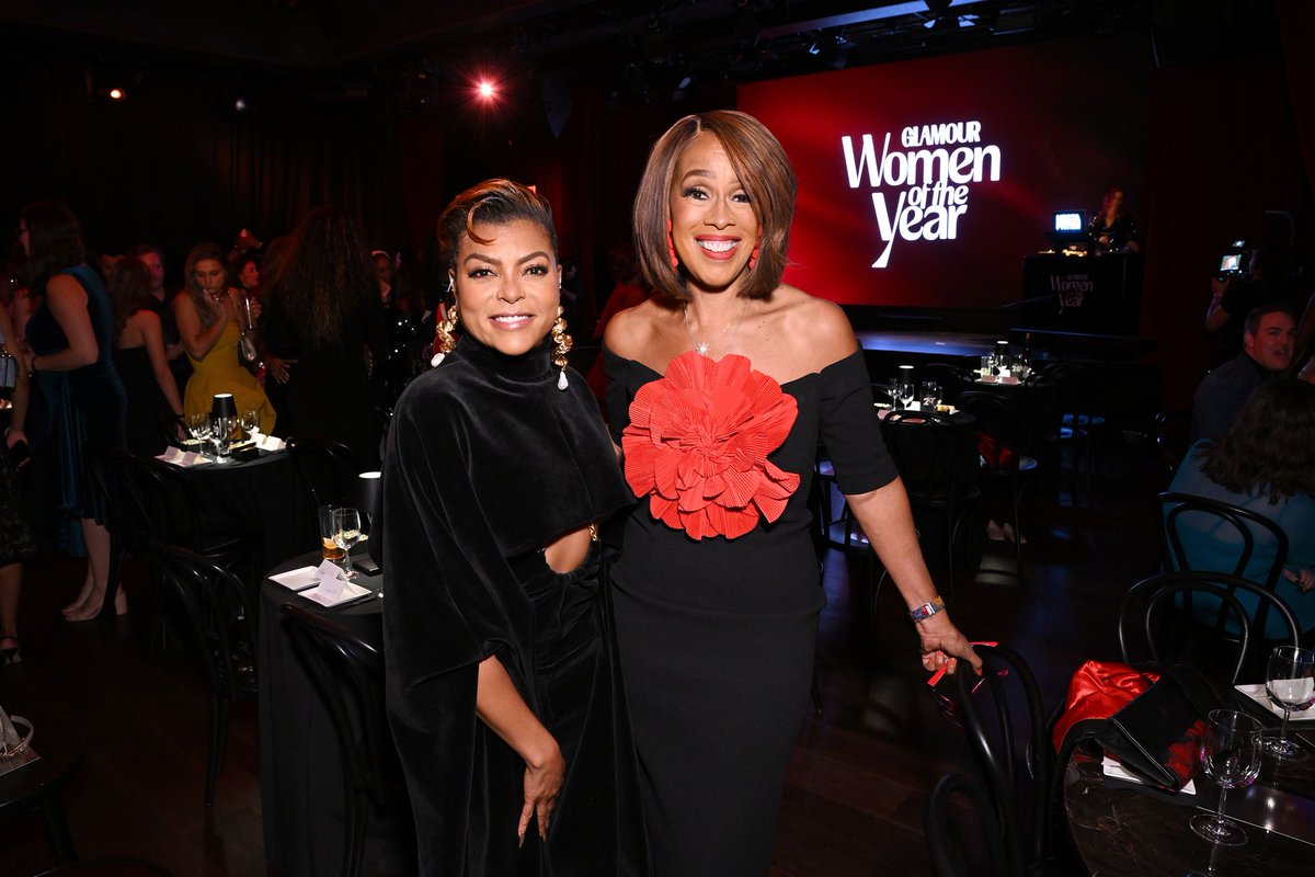 TPHensonDaily's tweet photo. 📸 Photos of @tarajiphenson attending the Glamour Women of the Year awards last night have been added to our gallery.

🔗 https://t.co/XlVYApc3j7 https://t.co/bO1okHTjYG