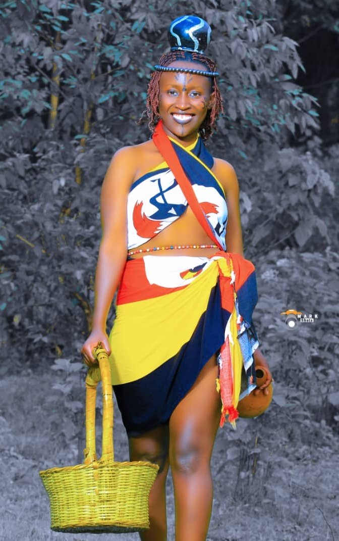 Bridget Bae Queen tweet media